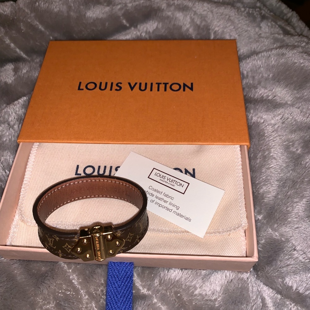 Louis Vuitton nano bracelet